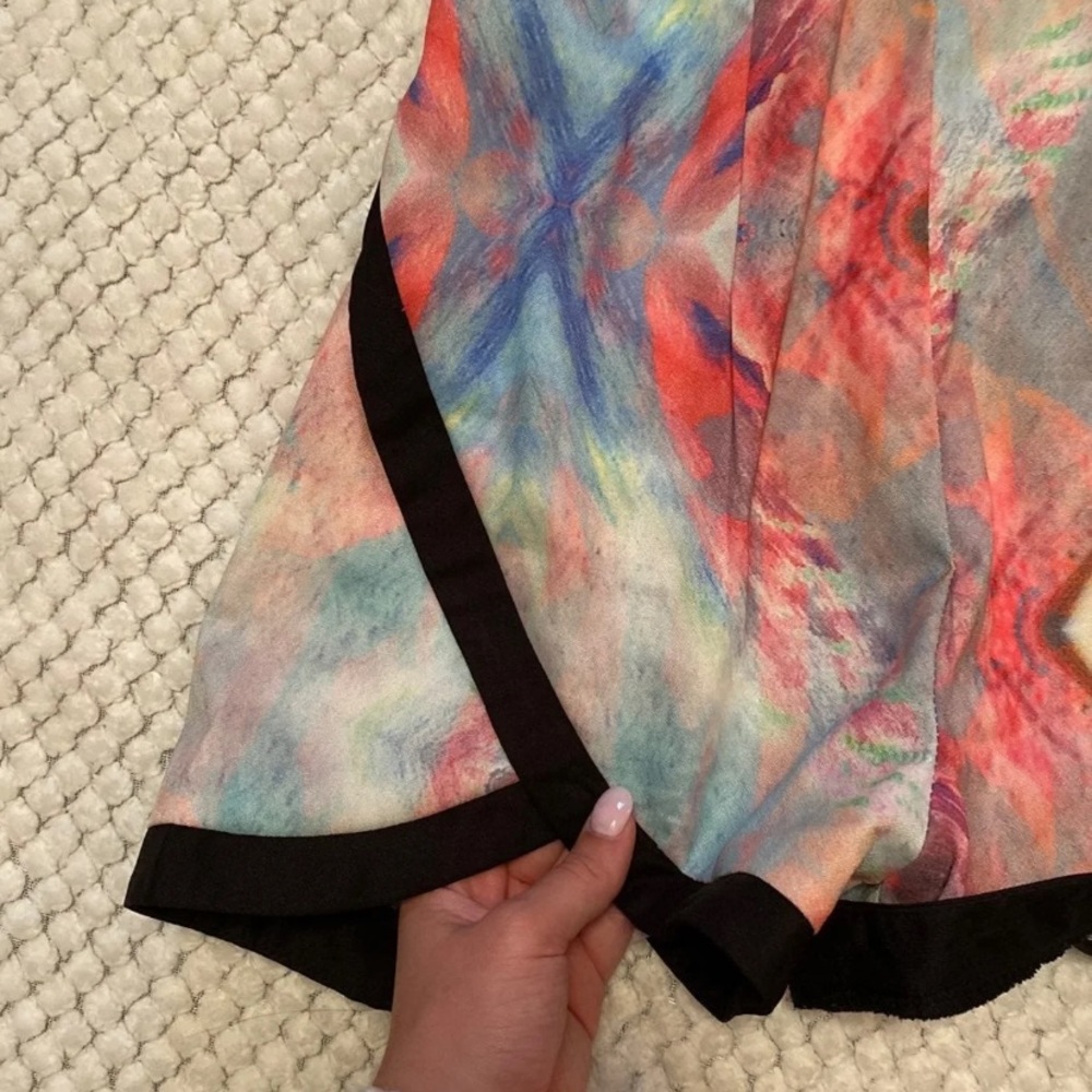 Romper - Picture 2 of 4